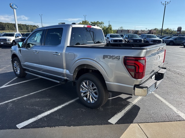 2025 Ford F-150 Lariat photo 4