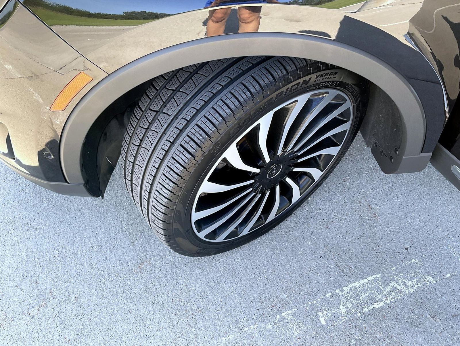 2019 Lincoln Nautilus Black Label photo 24