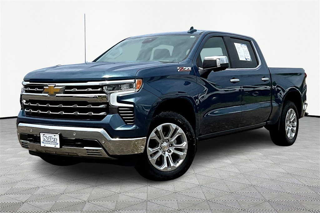 Used 2024 Chevrolet Silverado 1500 LTZ with VIN 3GCUDGED5RG233908 for sale in Kansas City
