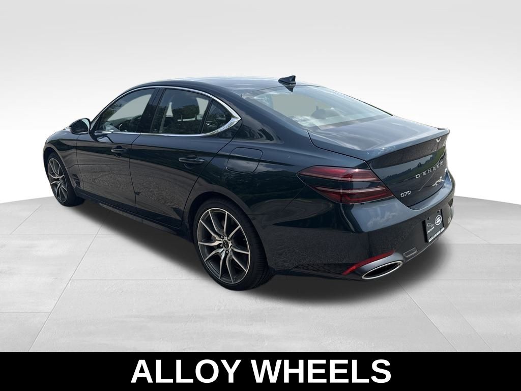 2025 Genesis G70 2.5T photo 4