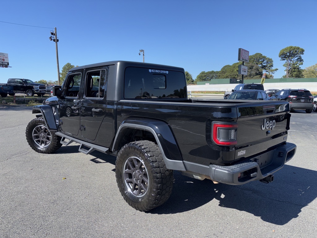 2021 Jeep Gladiator Overland photo 2
