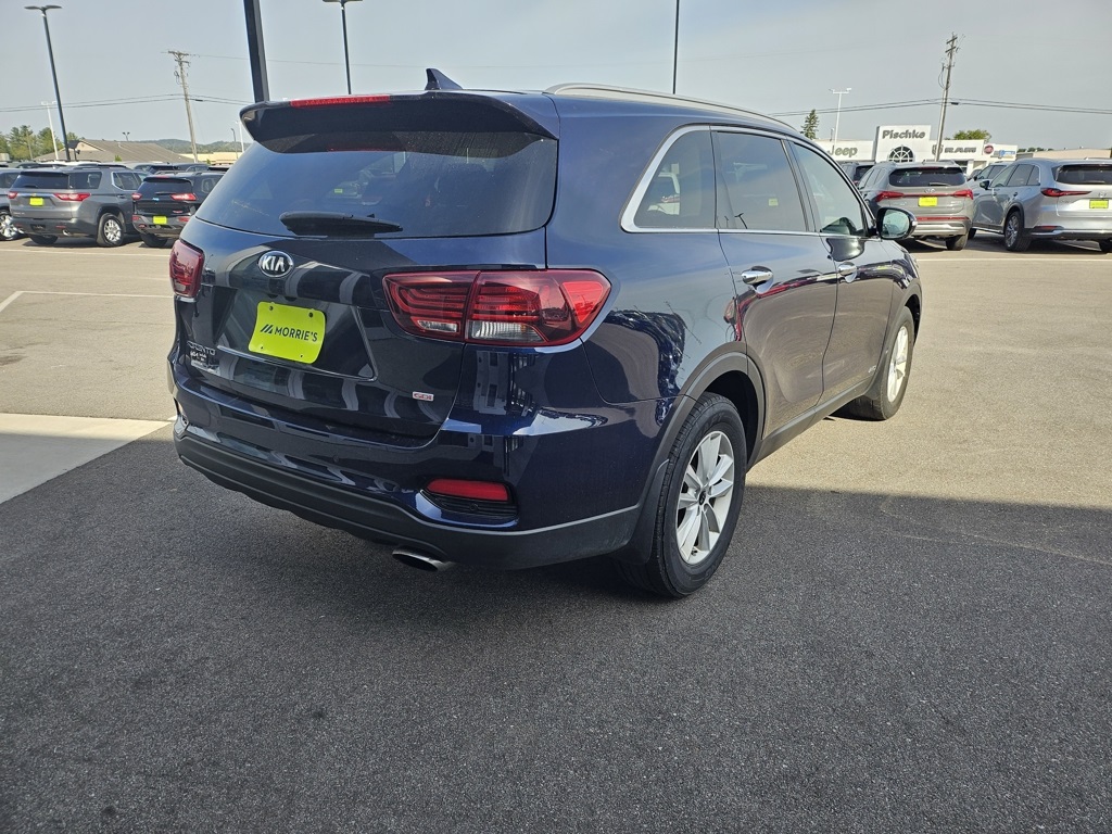 2019 Kia Sorento LX photo 4