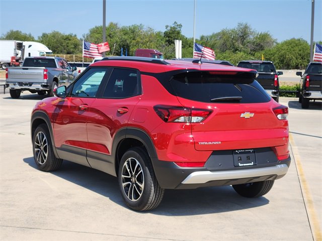 2026 Chevrolet Trailblazer LT photo 3