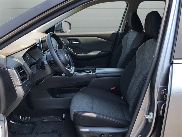 2023 Nissan Rogue SV photo 23