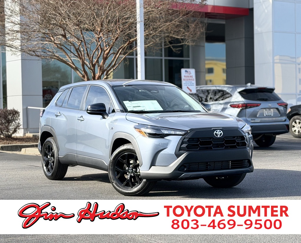 2026 Toyota Corolla Cross LE's photo