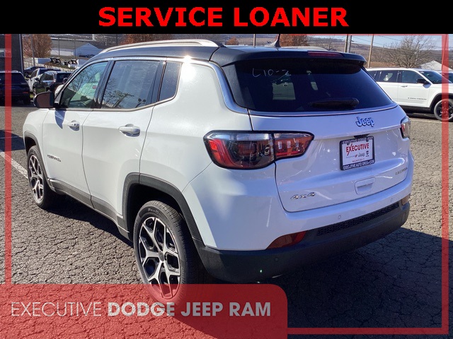 2025 Jeep Compass Limited photo 2