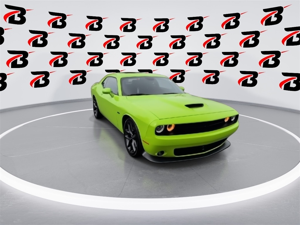 2023 Dodge Challenger R/T photo 6