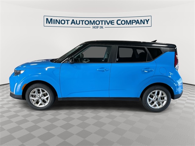 2023 Kia Soul S photo 4