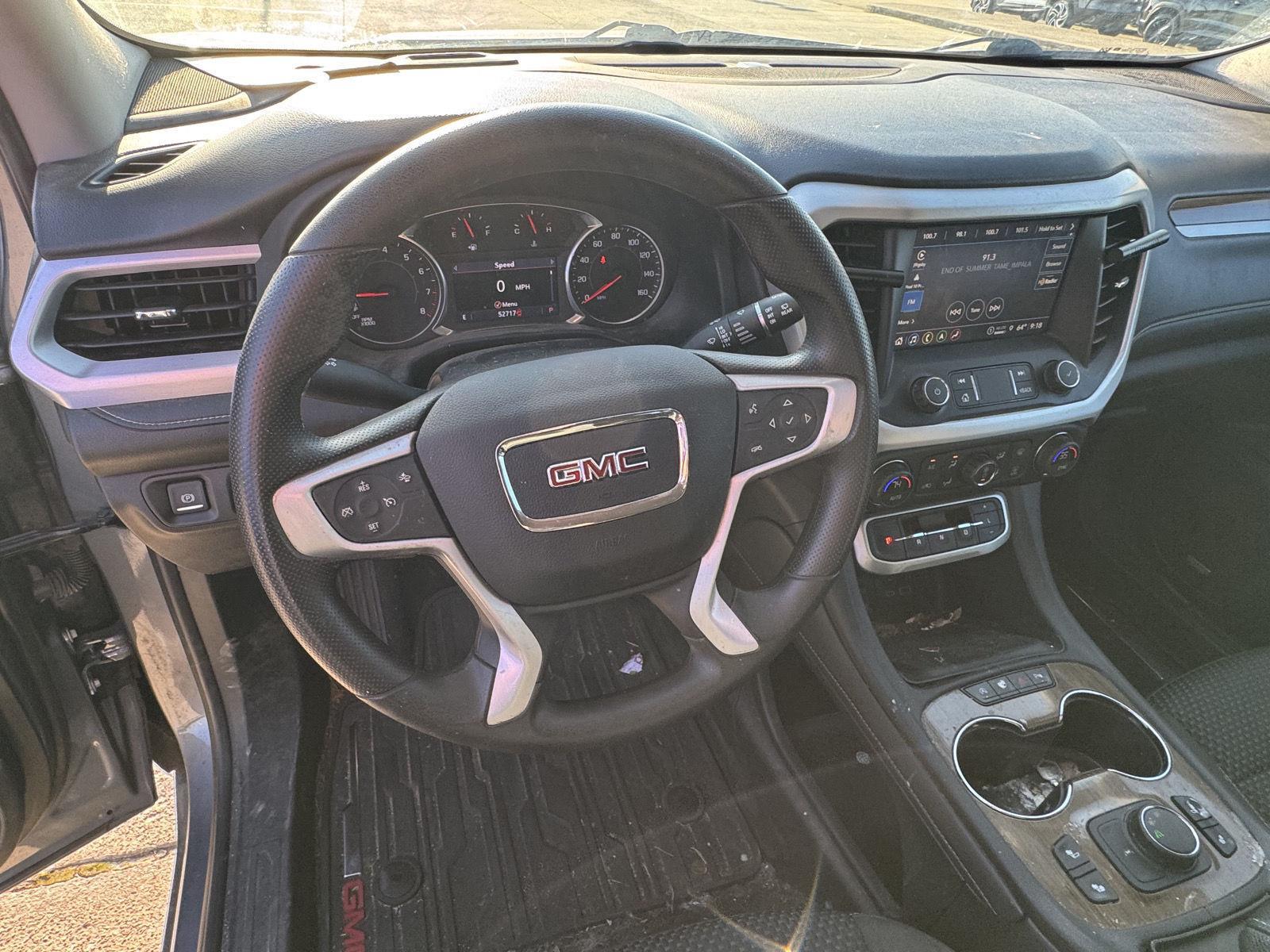 2021 Gmc Acadia SLE photo 3