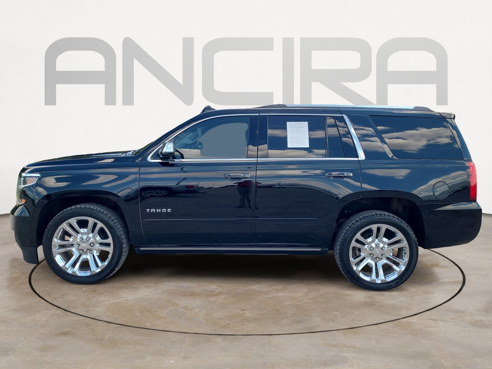 2020 Chevrolet Tahoe Premier photo 2