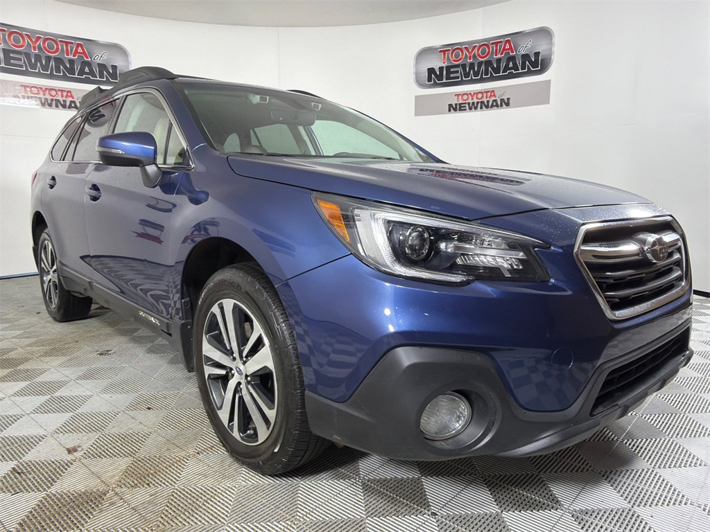 2019 Subaru Outback Limited's photo