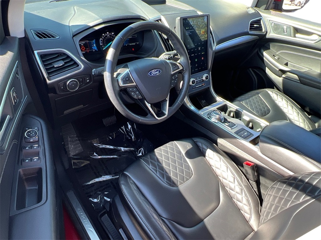 2024 Ford Edge Titanium photo 7