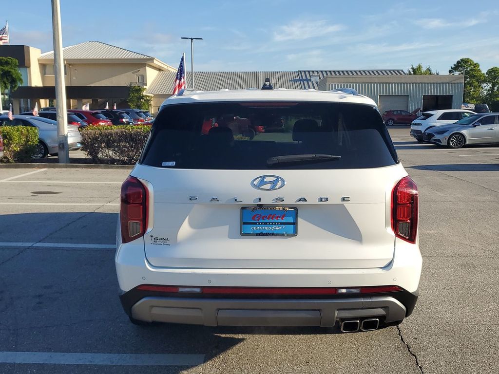 2024 Hyundai Palisade Limited photo 12
