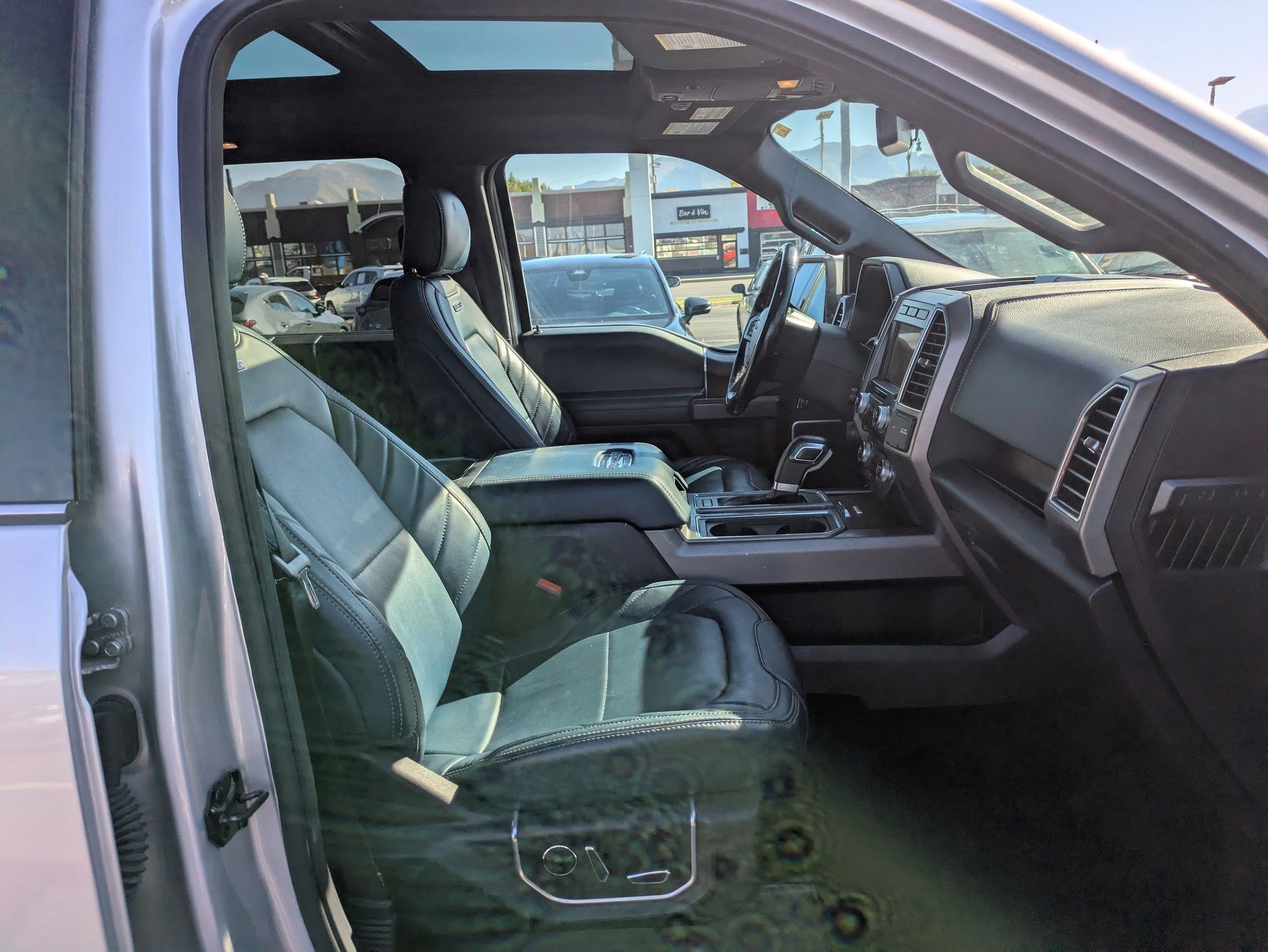 2018 Ford F-150 Limited photo 31