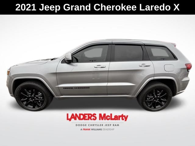 2021 Jeep Grand Cherokee Laredo X photo 3