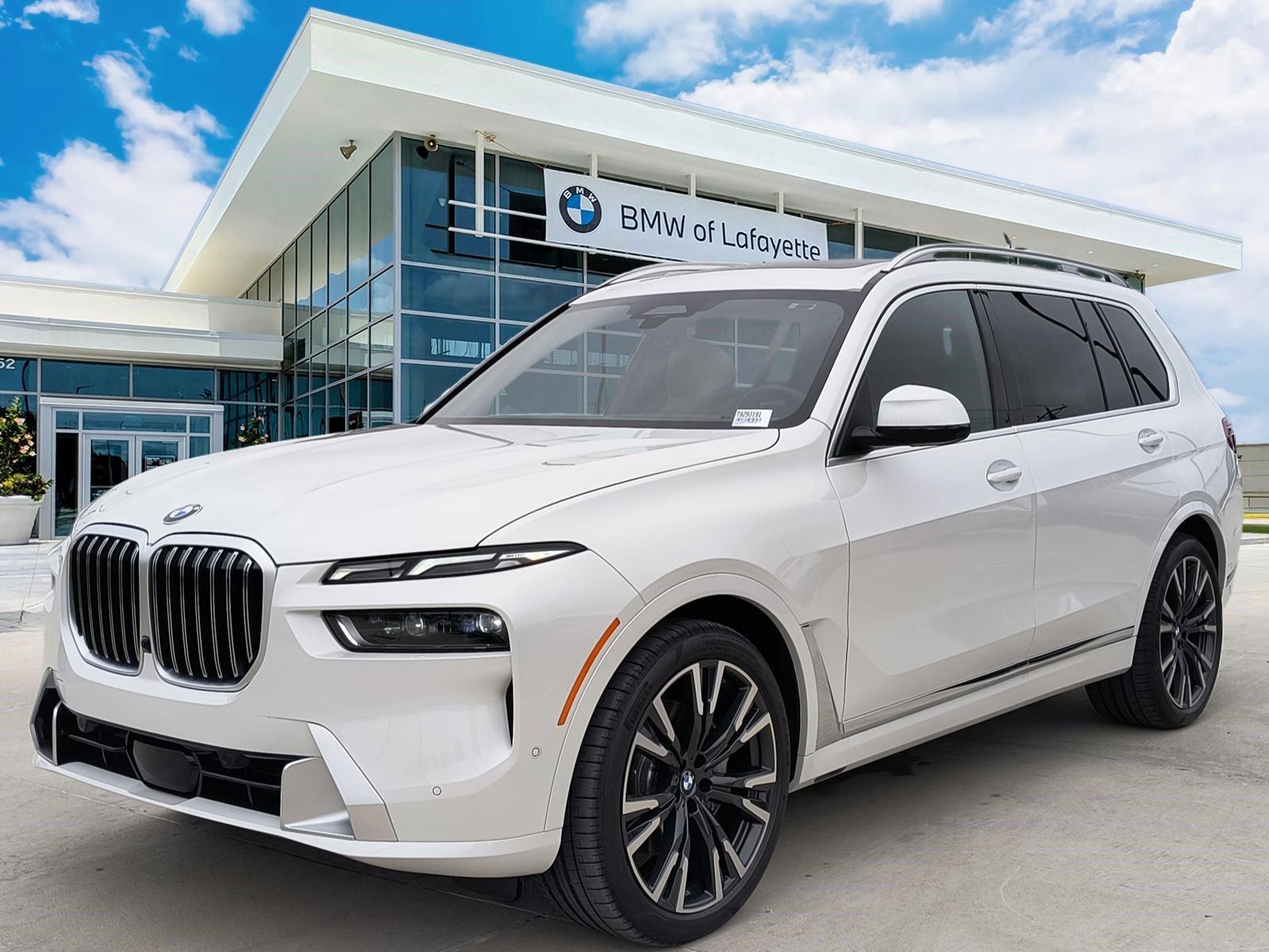 2026 BMW X7 40i's photo