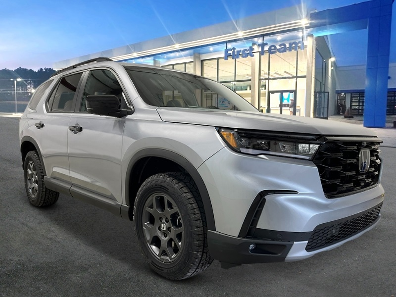2025 Honda Pilot TrailSport photo 5