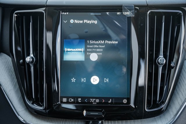 2025 Volvo XC60 Hybrid T8 Plus photo 20