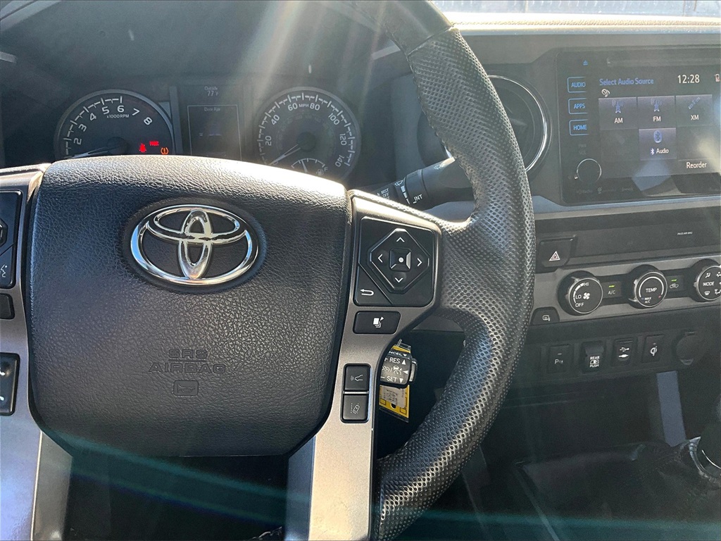 2019 Toyota Tacoma TRD Sport photo 23