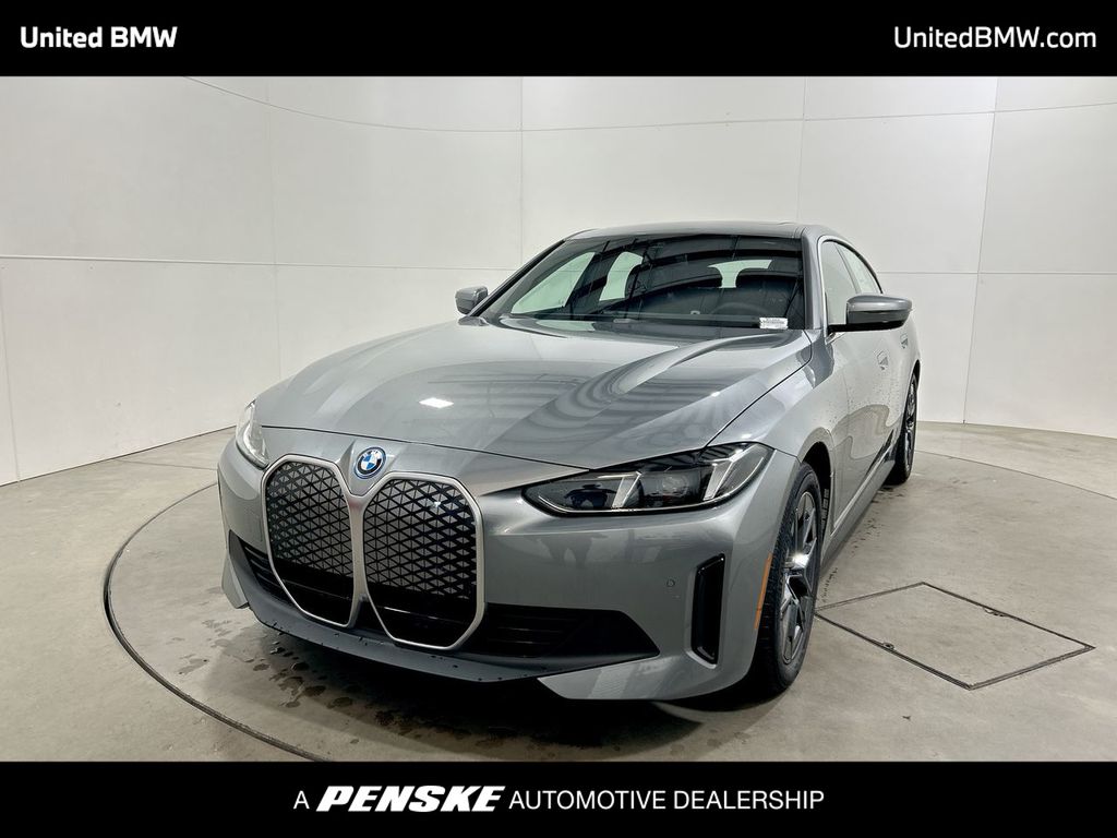 New 2025 Skyscraper Grey Metallic BMW eDrive40 image 1