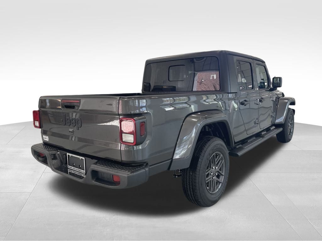 2024 Jeep Gladiator Sport photo 5