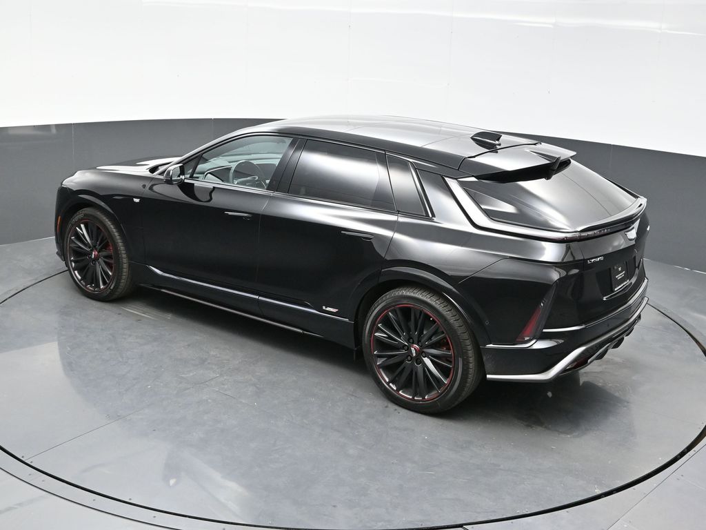 2026 Cadillac Lyriq photo 30