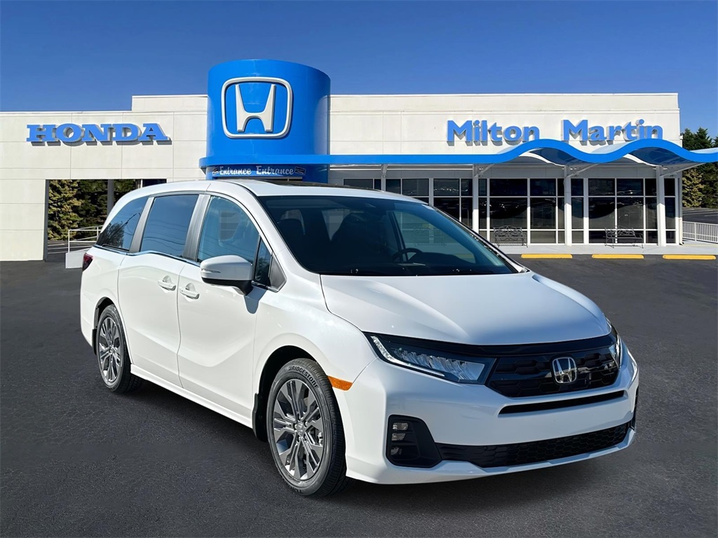 2026 Honda Odyssey Touring's photo