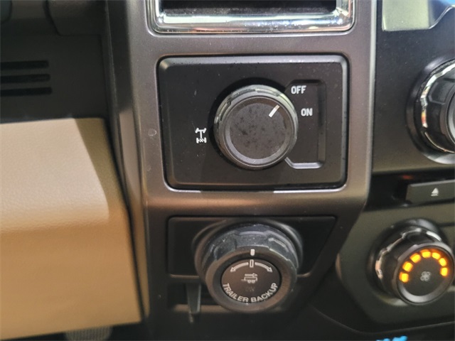 2016 Ford F-150 XLT photo 20