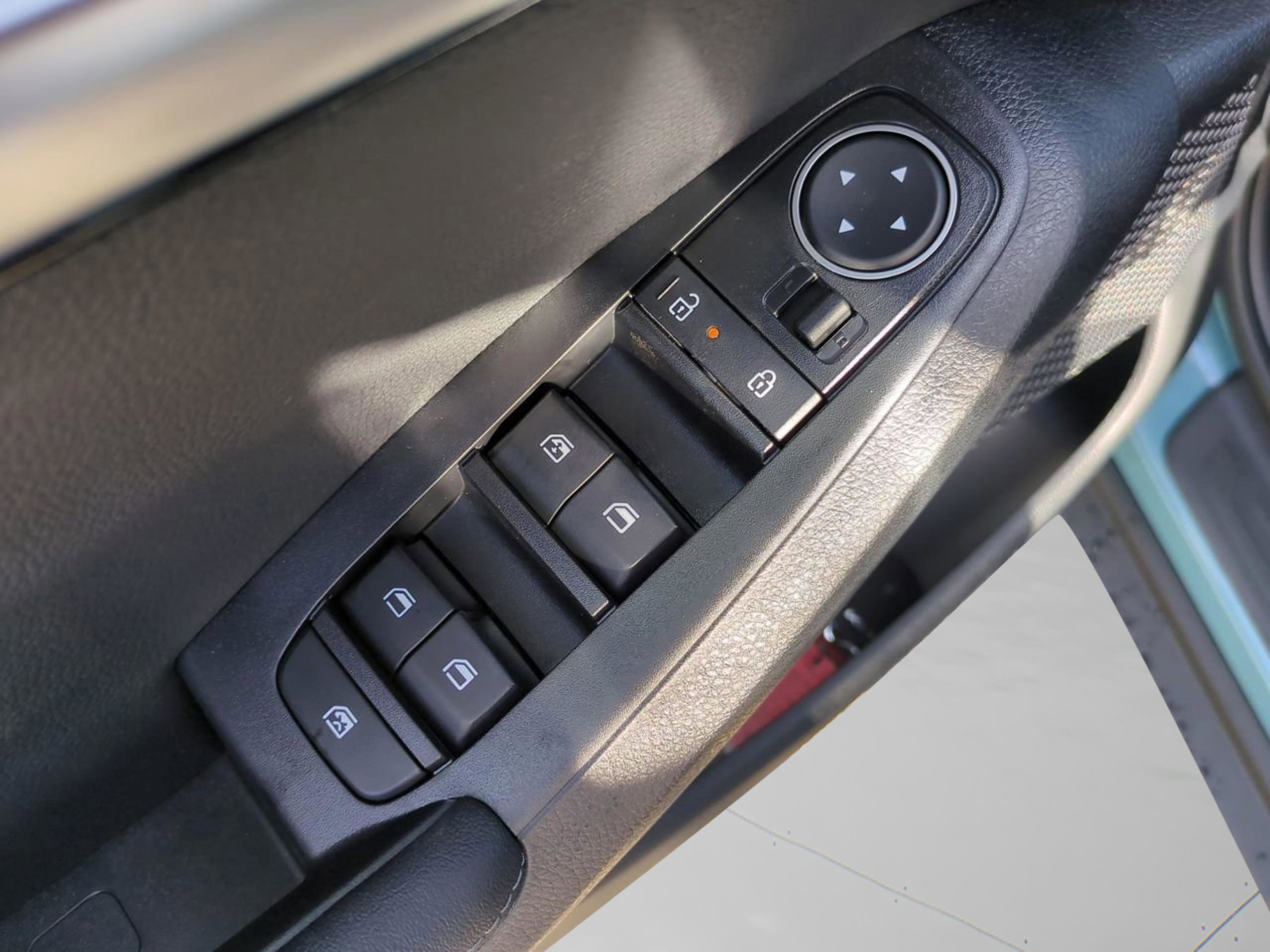 2026 Kia Seltos EX photo 23