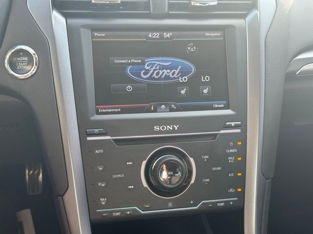 2013 Ford Fusion Titanium photo 28