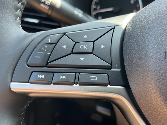 2025 Nissan Sentra SV photo 24