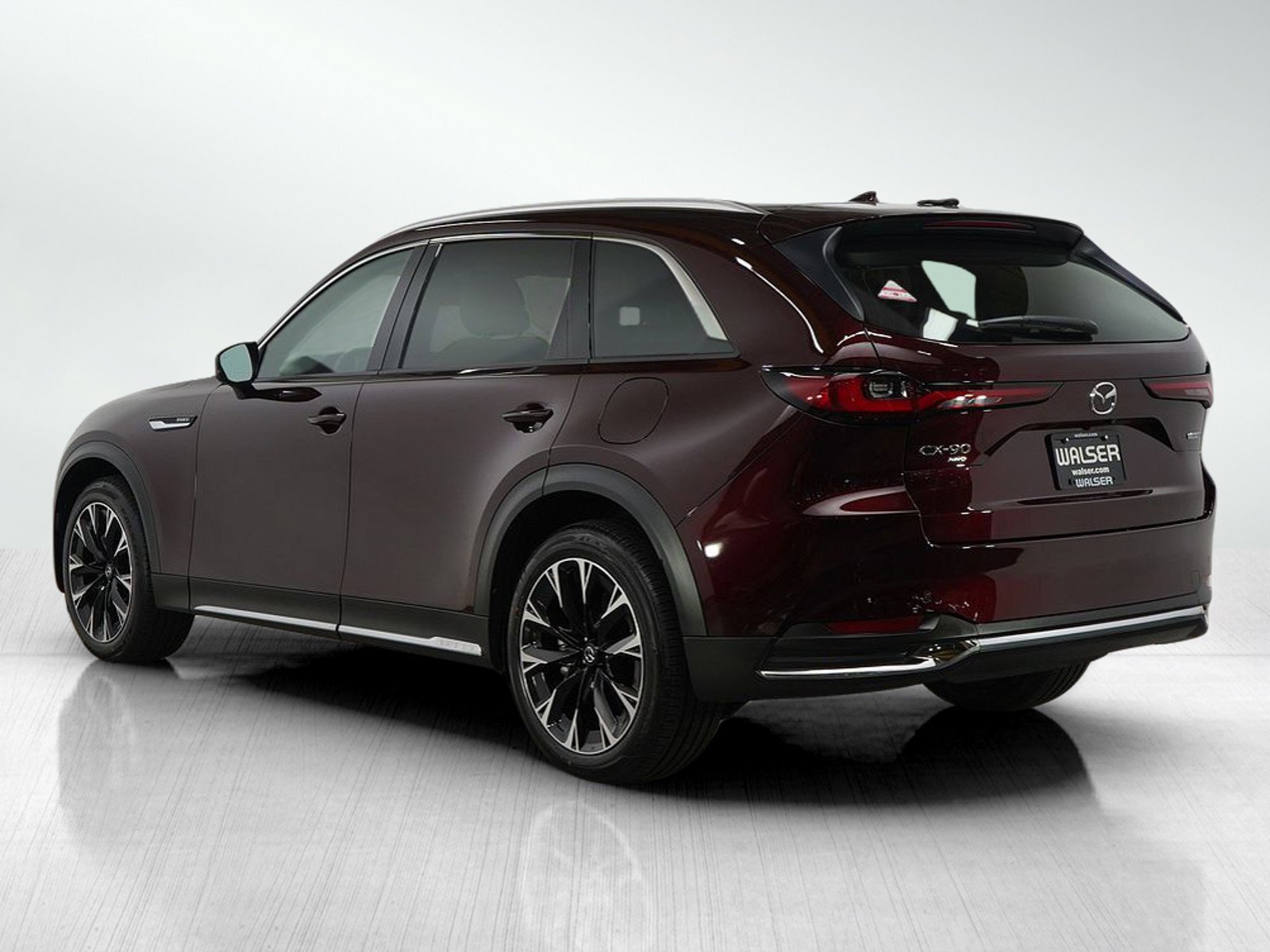 2024 Mazda CX-90 Premium photo 2
