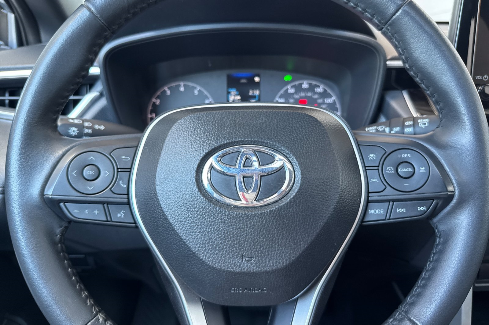 2024 Toyota Corolla Cross Hybrid SE photo 26
