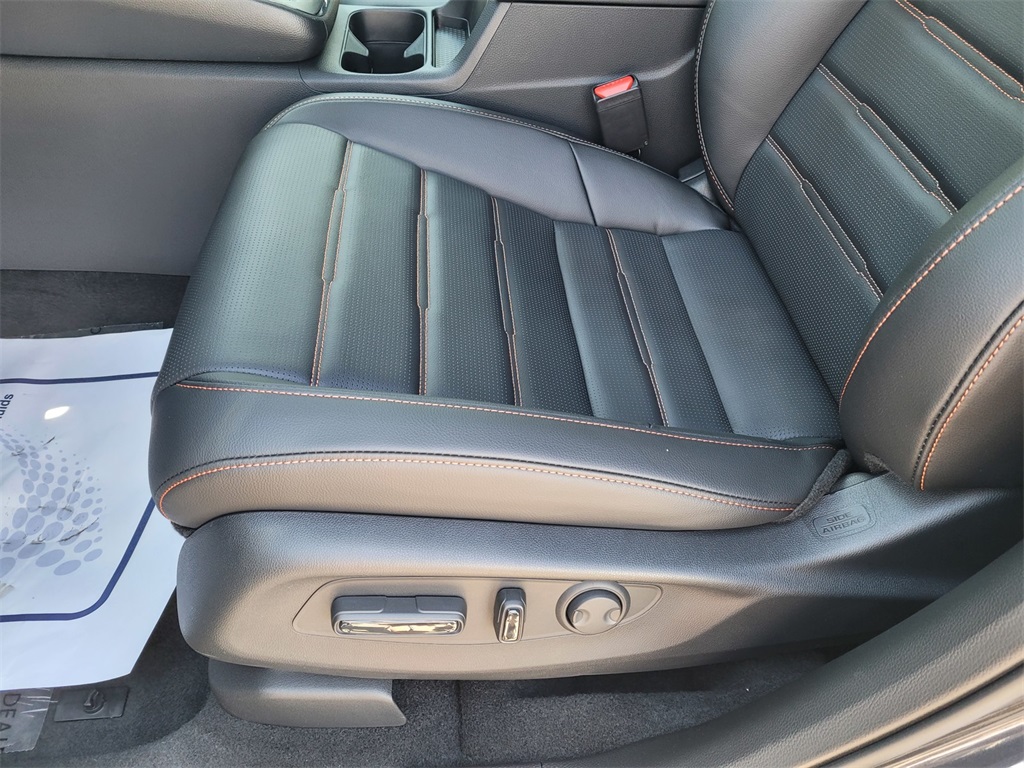 2025 Honda CR-V Hybrid Sport-L photo 9