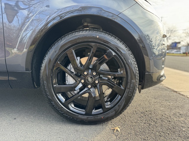 2024 Land Rover Discovery SE photo 7