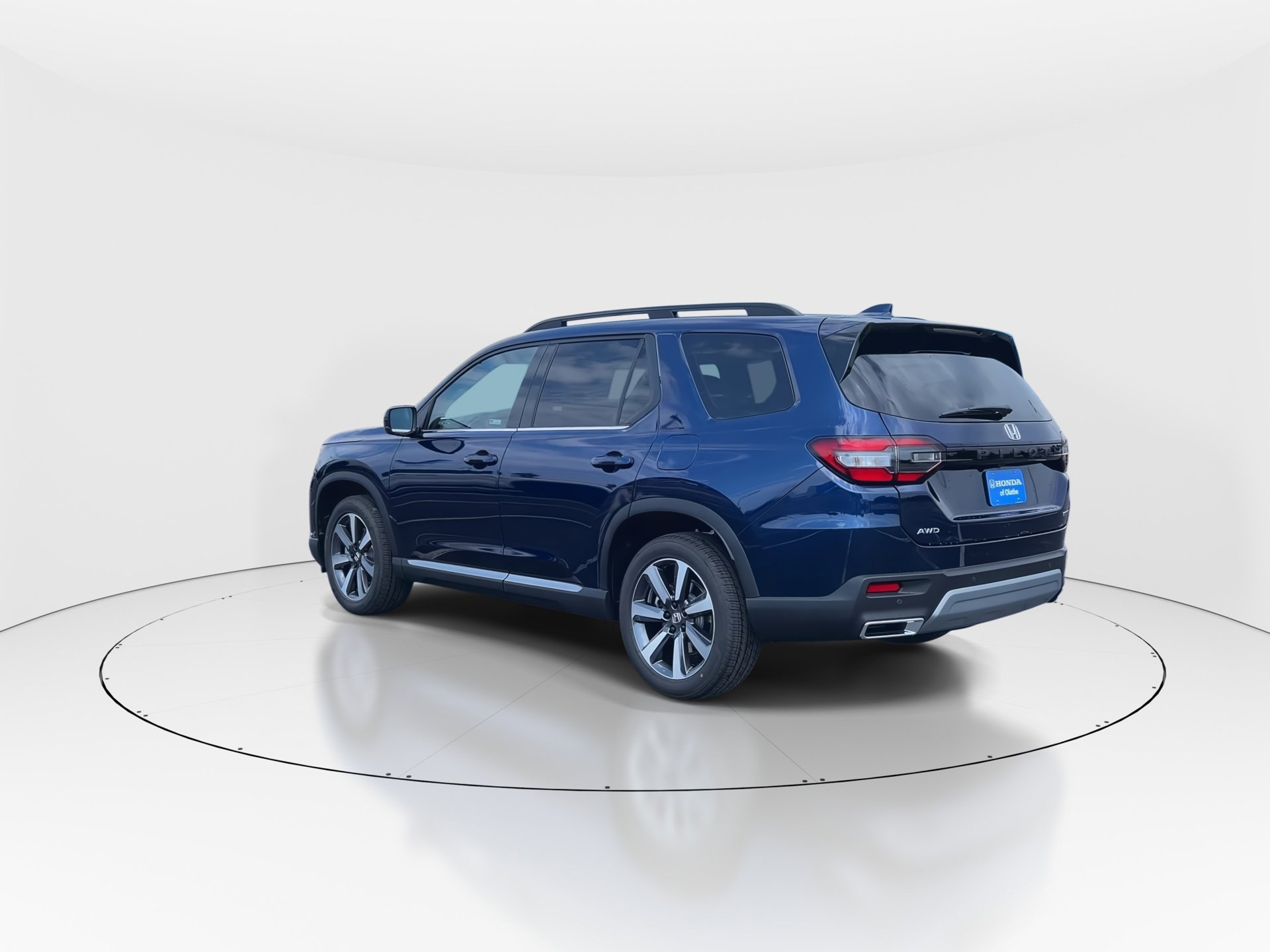 2025 Honda Pilot Touring photo 3