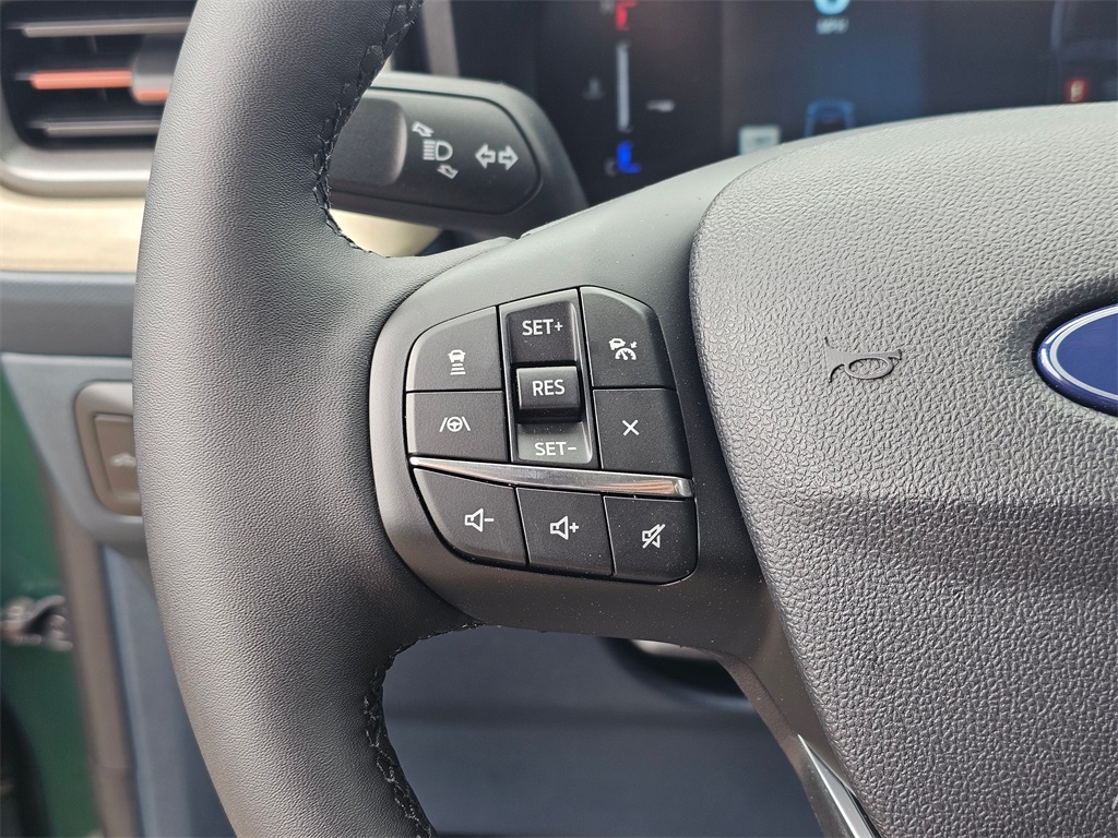 2025 Ford Maverick Lariat photo 26