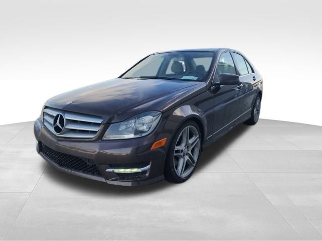 2013 Mercedes-Benz C-Class C300 Sport's photo