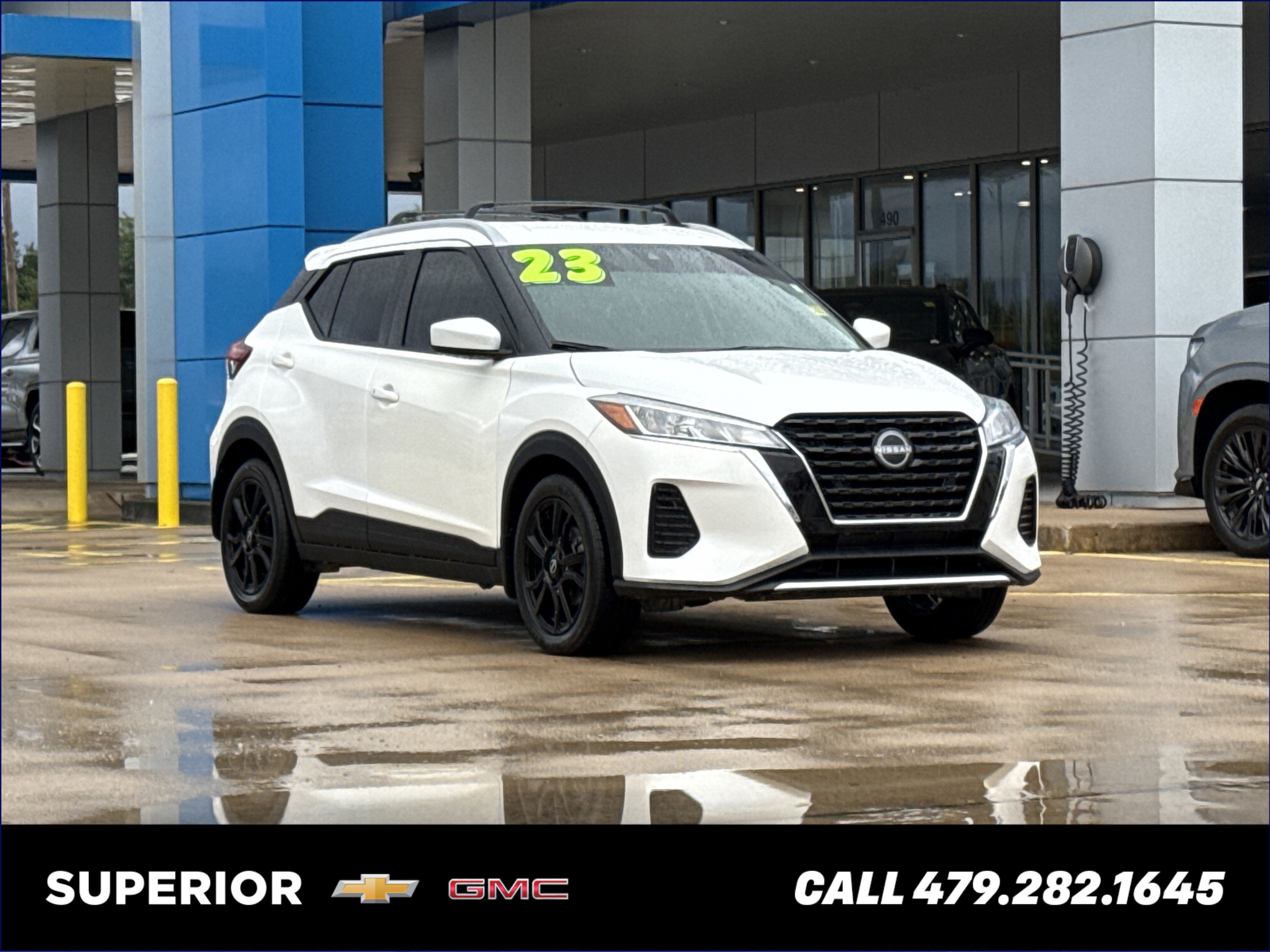 2023 Nissan Kicks SV