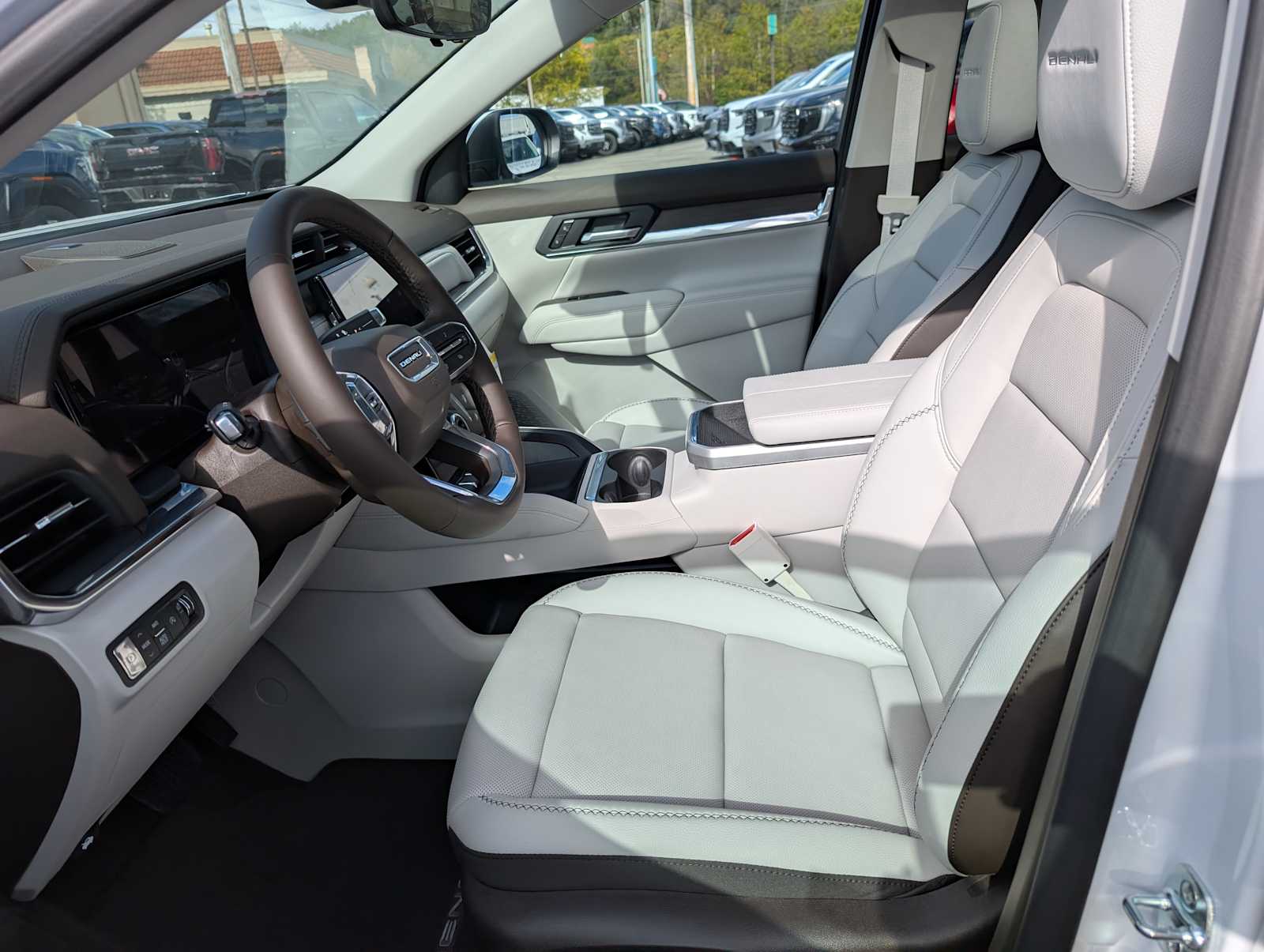 2026 Gmc Terrain Denali photo 4