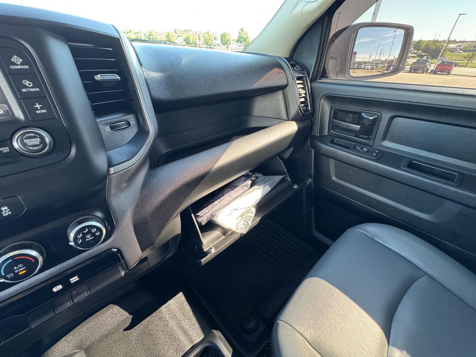 2020 Ram 2500 Tradesman photo 24