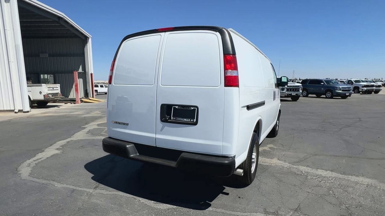 2025 Chevrolet Express Cargo 2500 photo 59