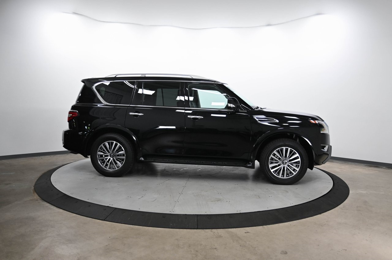 2024 Nissan Armada SL photo 4