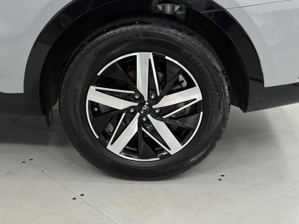 2023 Kia Sorento EX photo 15