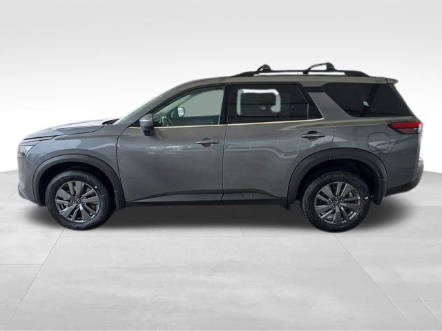 2025 Nissan Pathfinder SV photo 2
