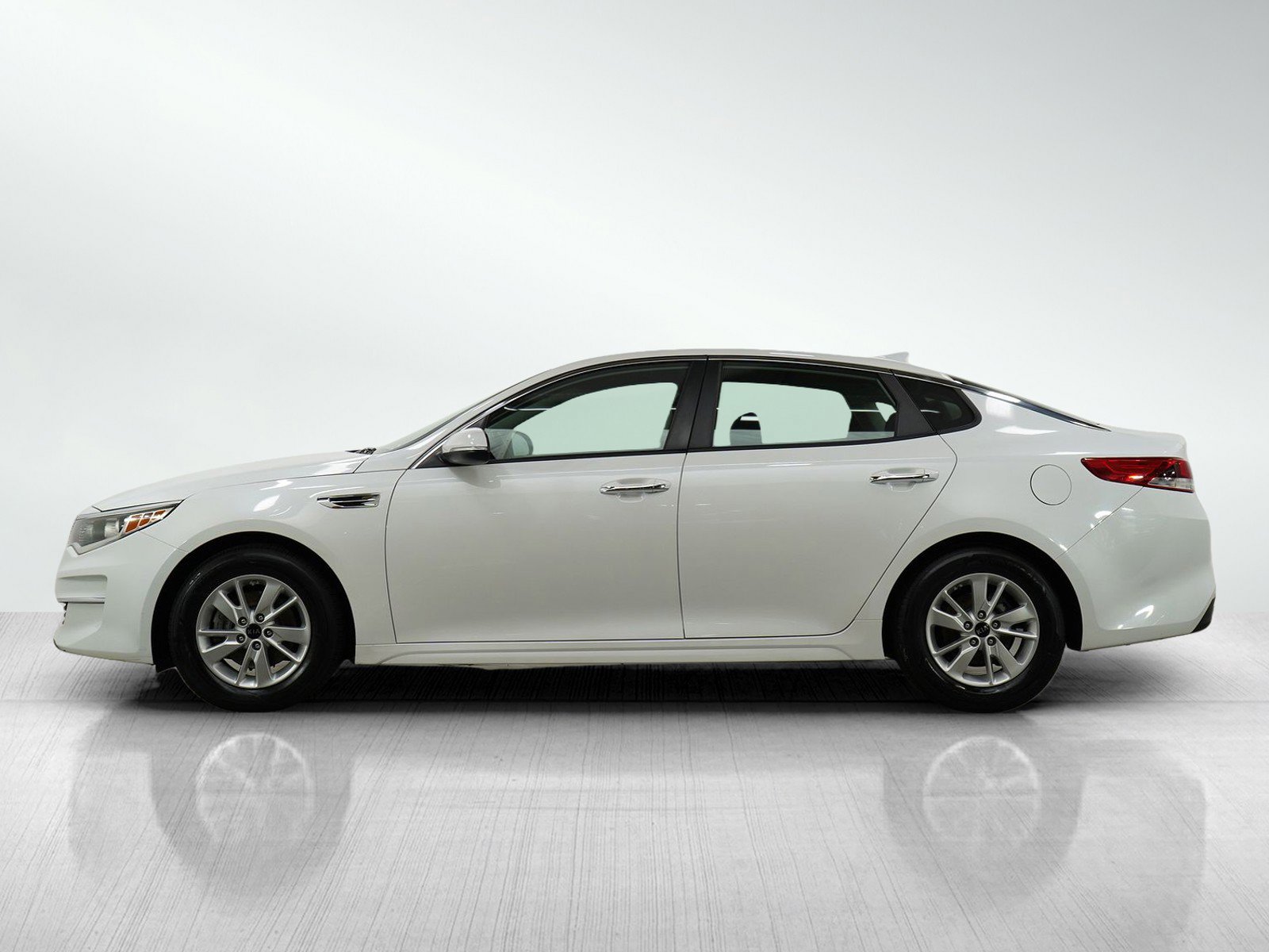 Used 2016 Kia Optima LX with VIN 5XXGT4L36GG048548 for sale in Minneapolis, Minnesota