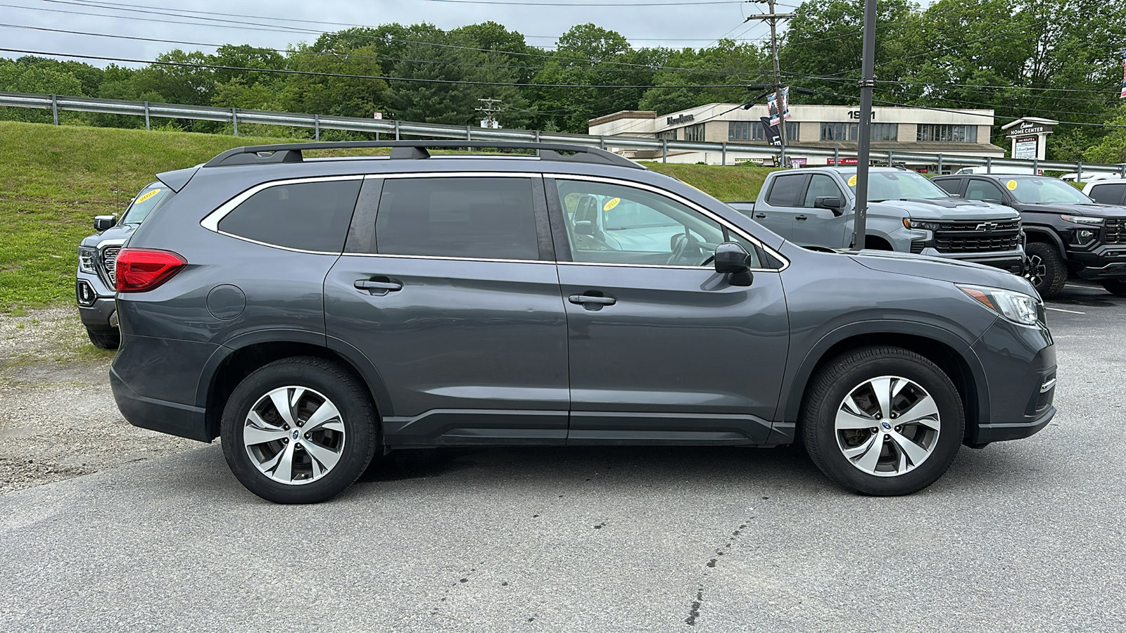2019 Subaru Ascent Premium photo 3