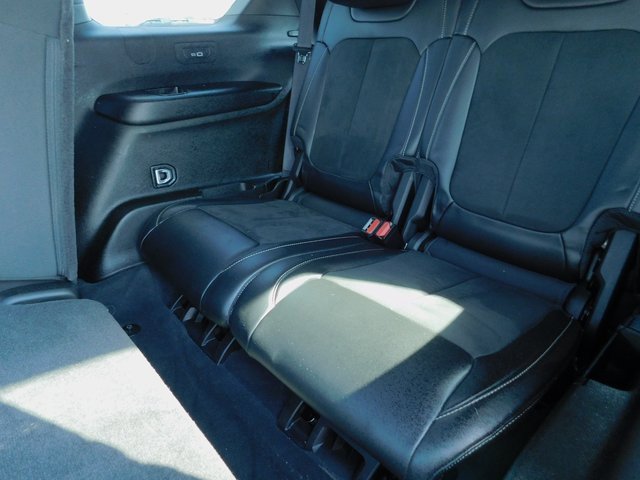 2023 Jeep Grand Cherokee Laredo Altitude photo 21