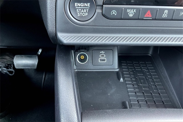 2025 Ford Bronco Sport Outer Banks photo 27