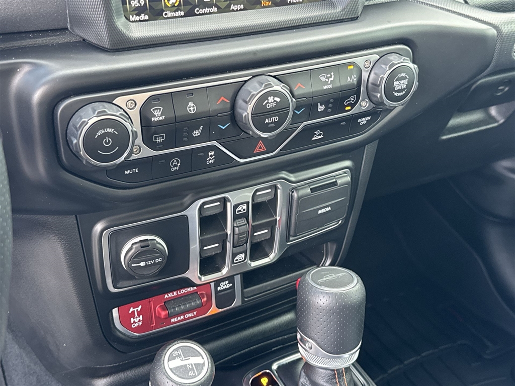 2022 Jeep Gladiator Mojave photo 18